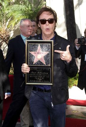 نجمة على رصيف هوليوود للنجم البريطاني بول مكارتني 